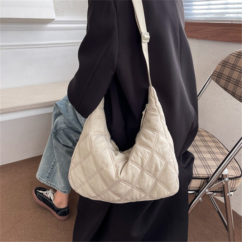 Zafira's Luxe Gewatteerde Puffer Tas - Stijlvolle en Ruime Schoudertas met Verstelbare Band voor Ultiem Comfort